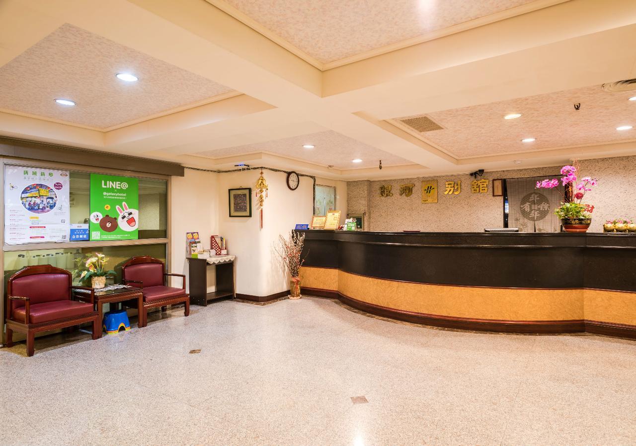Galaxy Hotel Đài Trung Ngoại thất bức ảnh